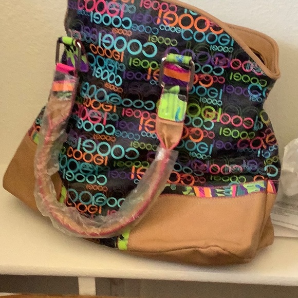 Moving - Picture 4 of 4